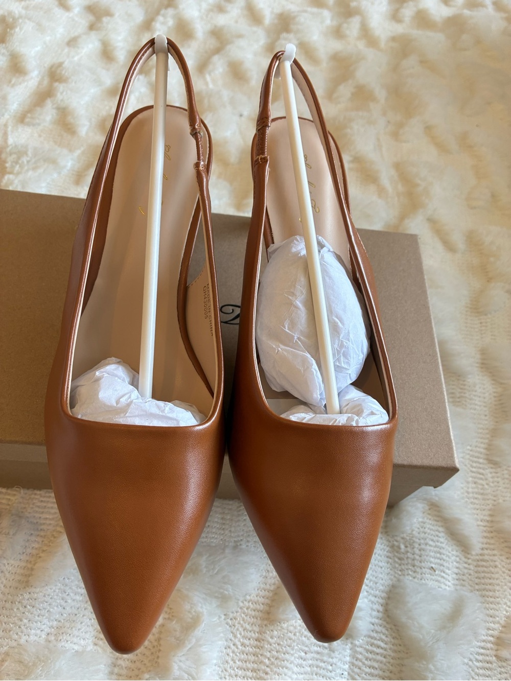 Women’s Pointed Toe Slingback Flats in Brown